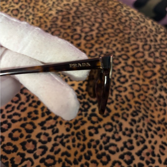 PRADA ANIMAL PRINT SUN GLASSES Tortoise Shell Sunglasses - Picture 9 of 9